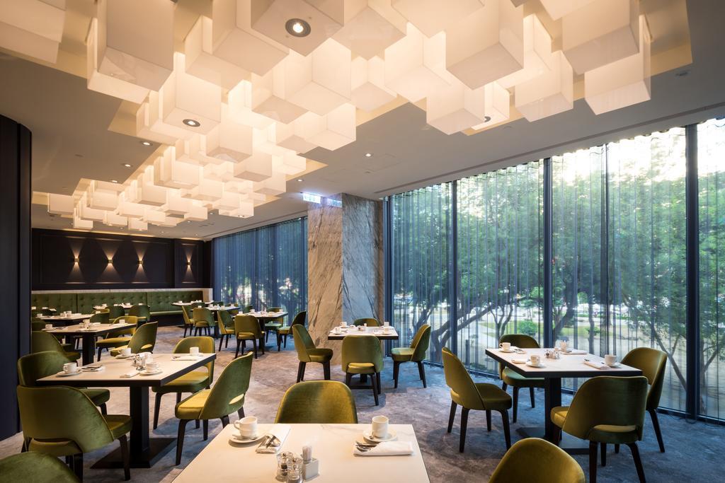 Park Lees Hotel Kaohsziung Kültér fotó The interior of the restaurant