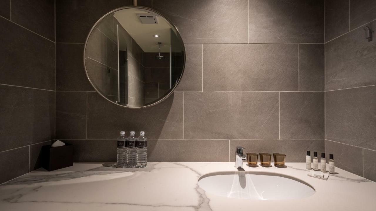Park Lees Hotel Kaohsziung Kültér fotó Bathroom